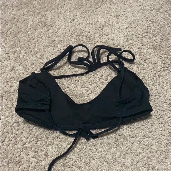 A black swim top - Picture 2 of 3